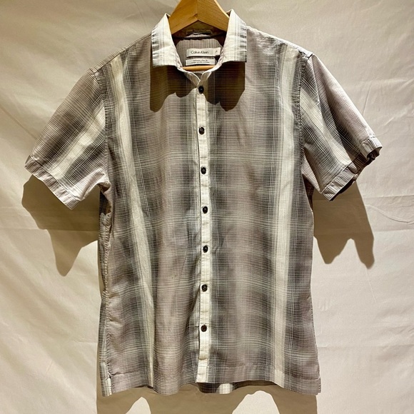 Calvin Klein Men's Short Sleeve Button-Front Shirt, size L - Picture 1 of 8